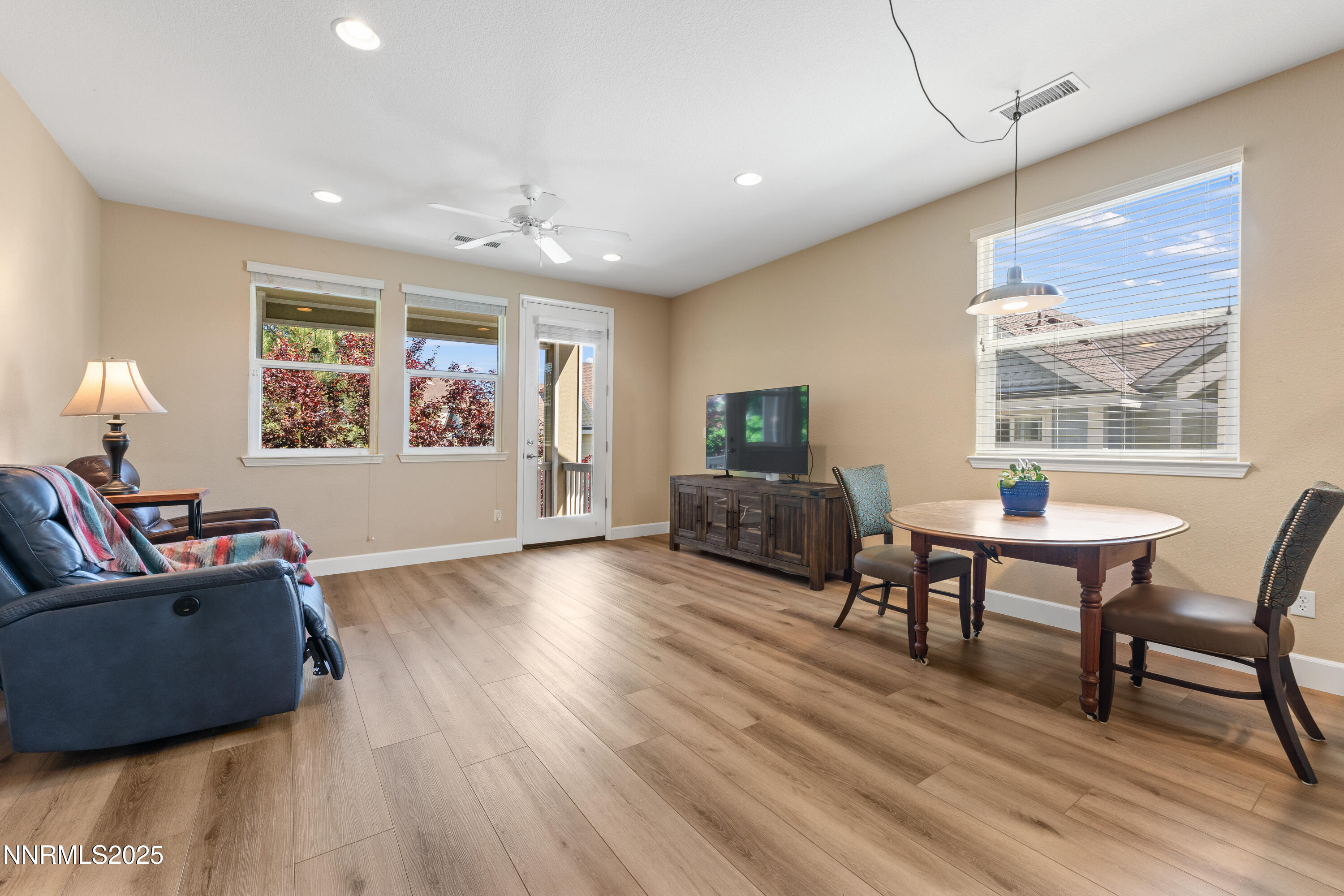 225 Lafayette Lane Reno, NV 89509 - Photo 2 of 19 Living/Dining