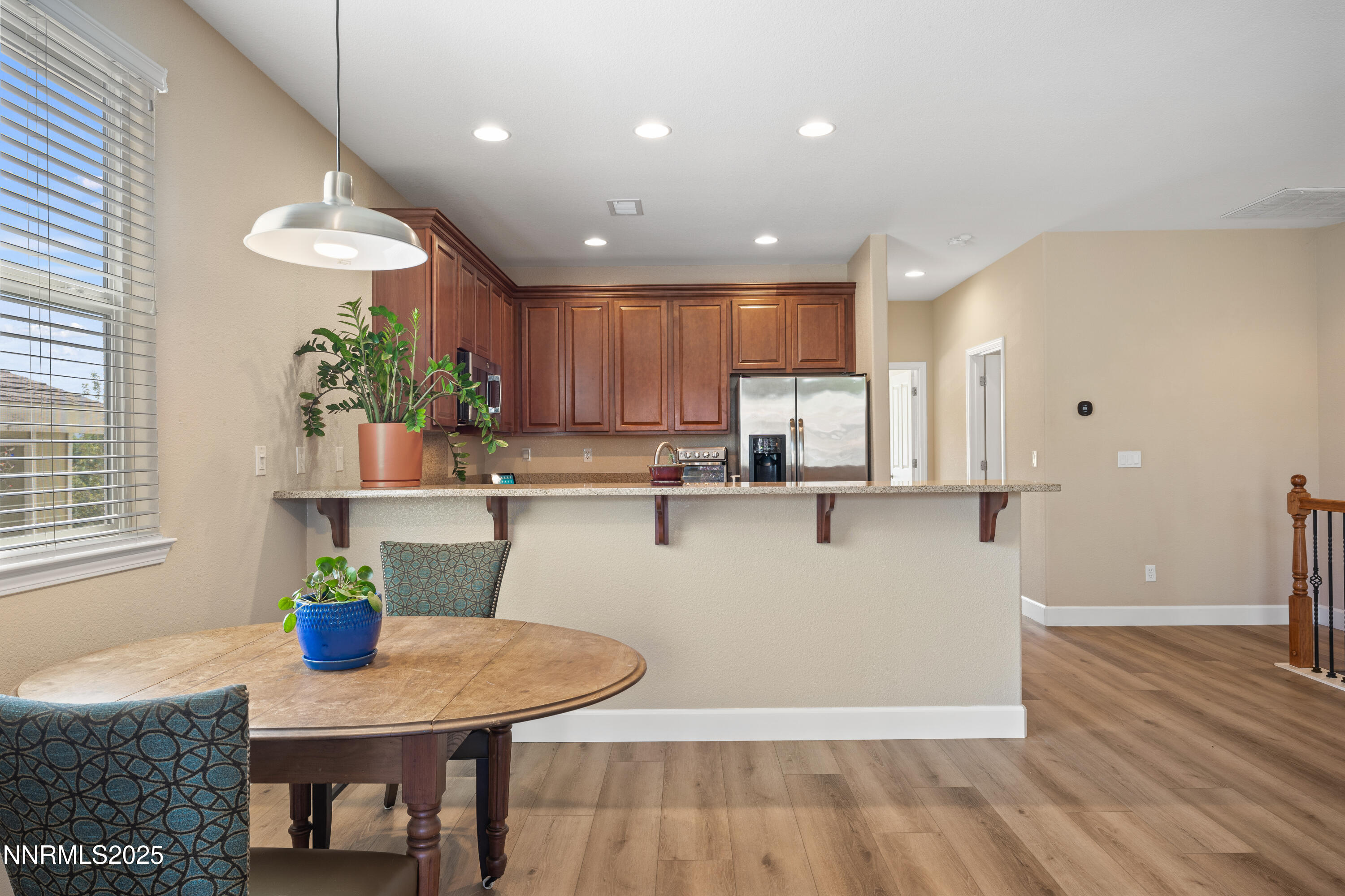 225 Lafayette Lane Reno, NV 89509 - Photo 4 of 19 Dining