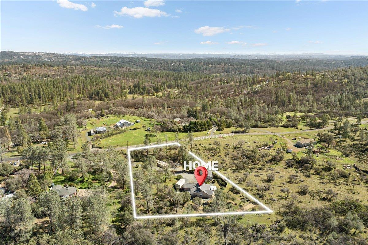 15666 Wolf Mountain Road Grass Valley, CA 95949 - Photo 72 of 78 a view of a city