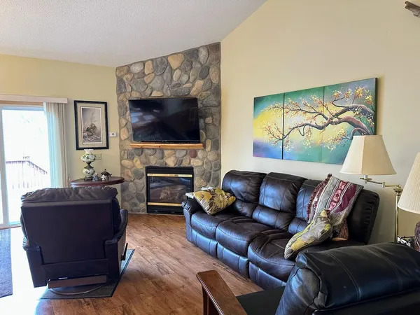 $355,000 | 21178 496th Lane, McGregor, MN 55760