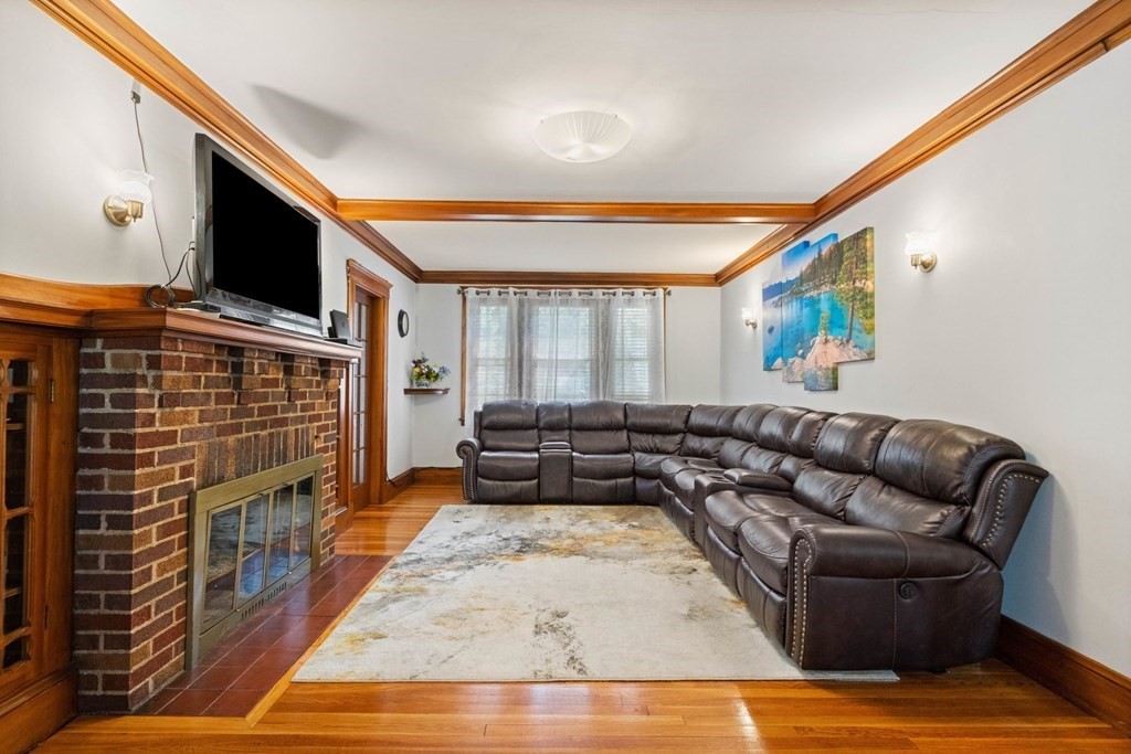 24 Alton Road Quincy, MA 02169 - Photo 10 of 35 Gallery Image 10