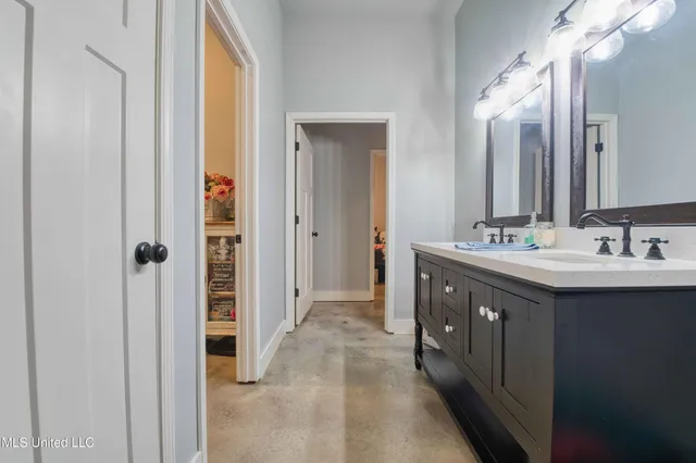 $430,000 | 301 Summer Oaks Drive, Lamar, MS 38642