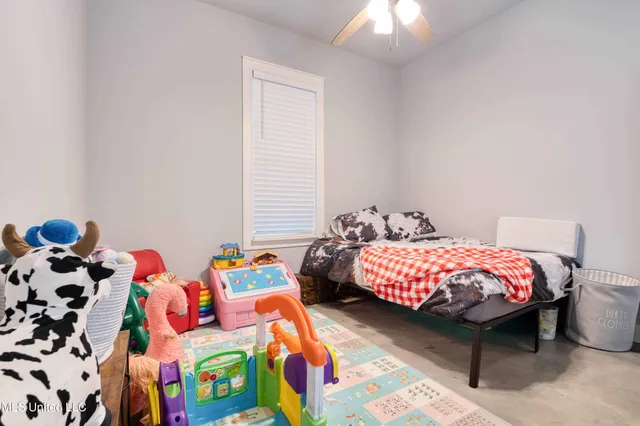 $430,000 | 301 Summer Oaks Drive, Lamar, MS 38642