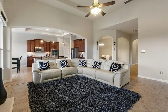 $2,800 | 2602 Lou Hollow Place, Cedar Park, TX 78613