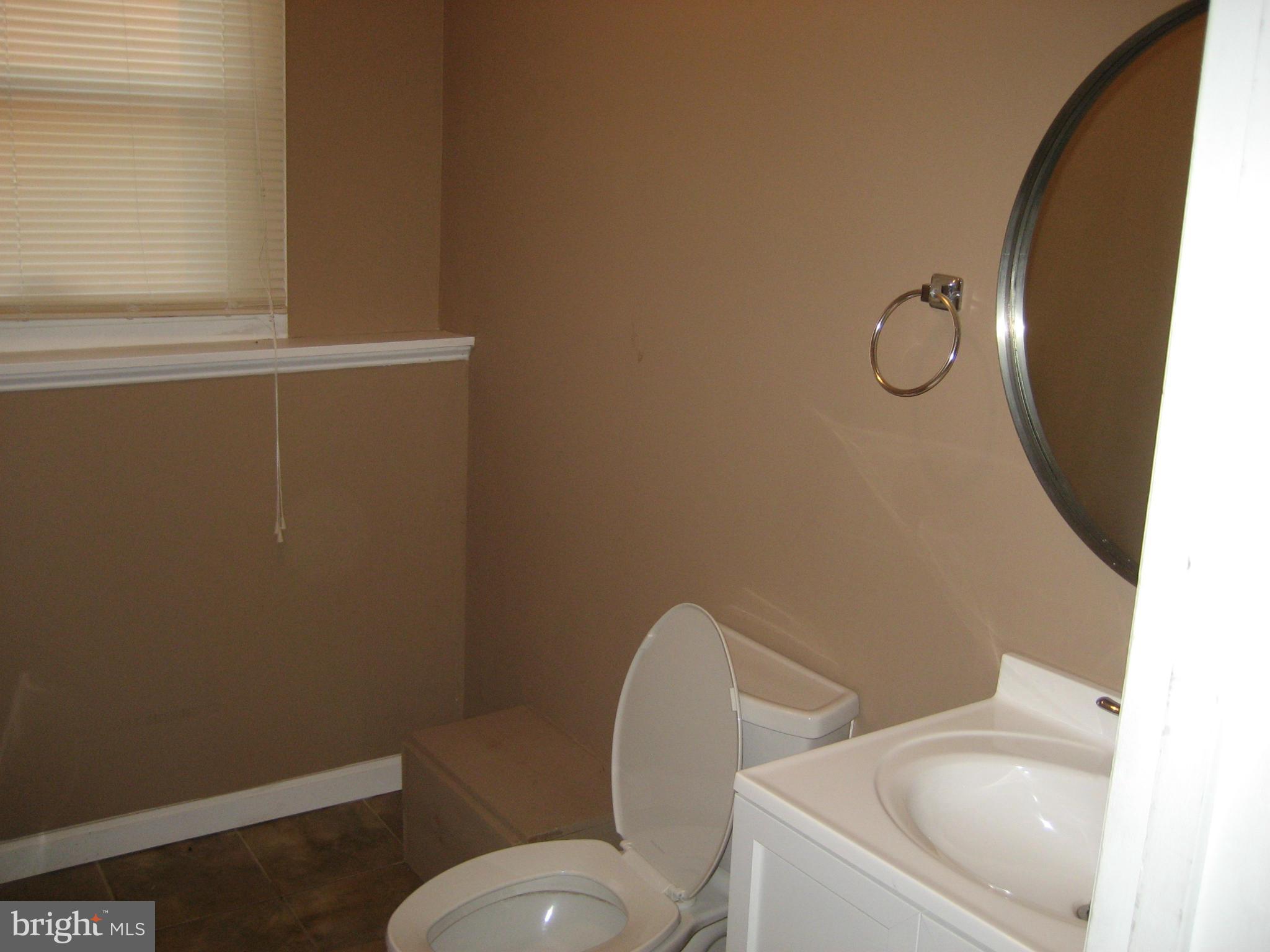7600 Cardinal Lane Fort Washington, MD 20744 - Photo 5 of 6 Bath