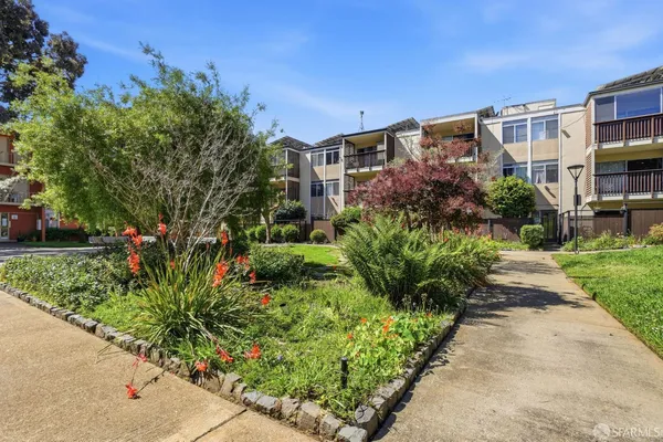 $498,000 | 35 Lottie Bennett Lane, Unit 4, San Francisco, CA 94115