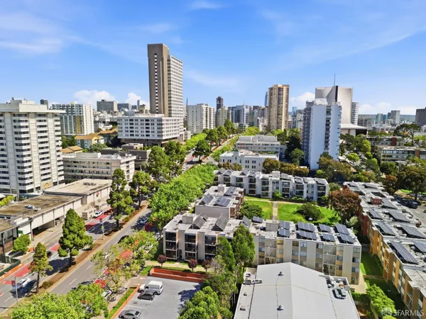 $498,000 | 35 Lottie Bennett Lane, Unit 4, San Francisco, CA 94115