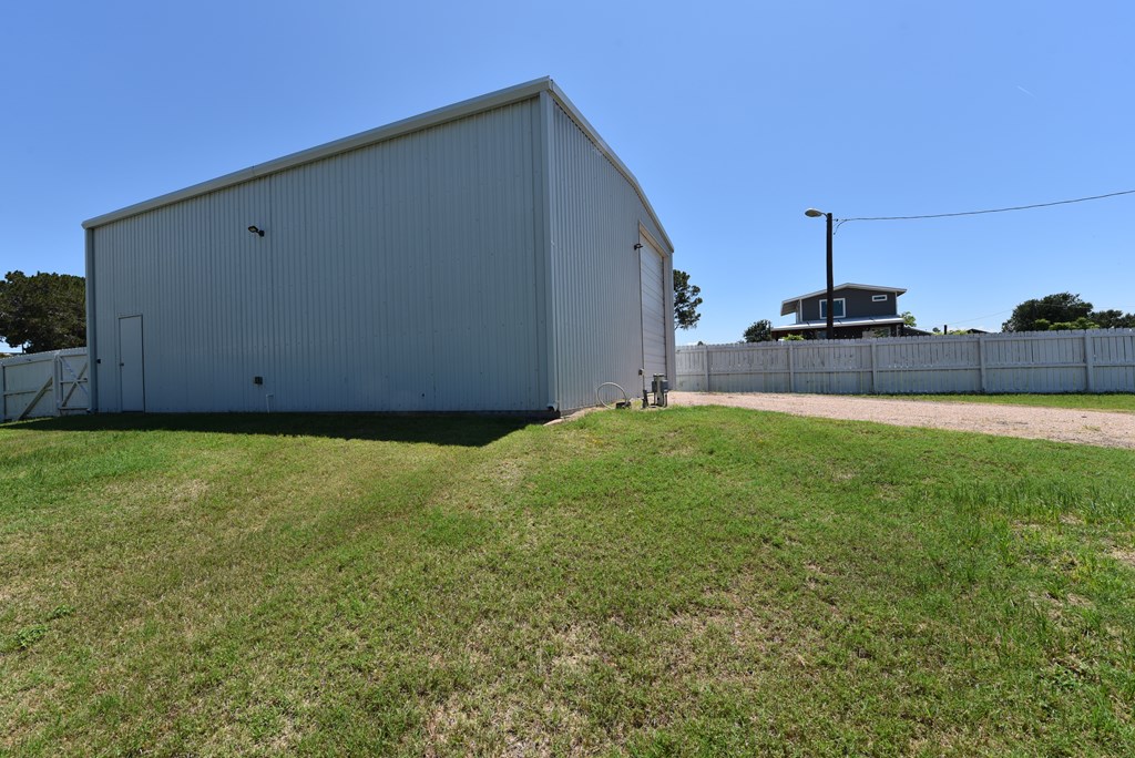 847 Ridgeway Tow, TX 78672 - Photo 21 of 37