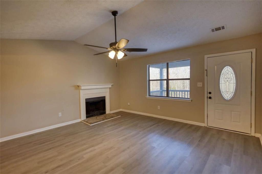 85 Valley Drive Stockbridge, GA 30281 - Photo 6 of 33