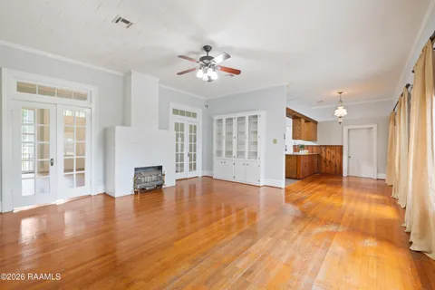 $349,999 | 401 Parkview Drive, New Iberia, LA 70563