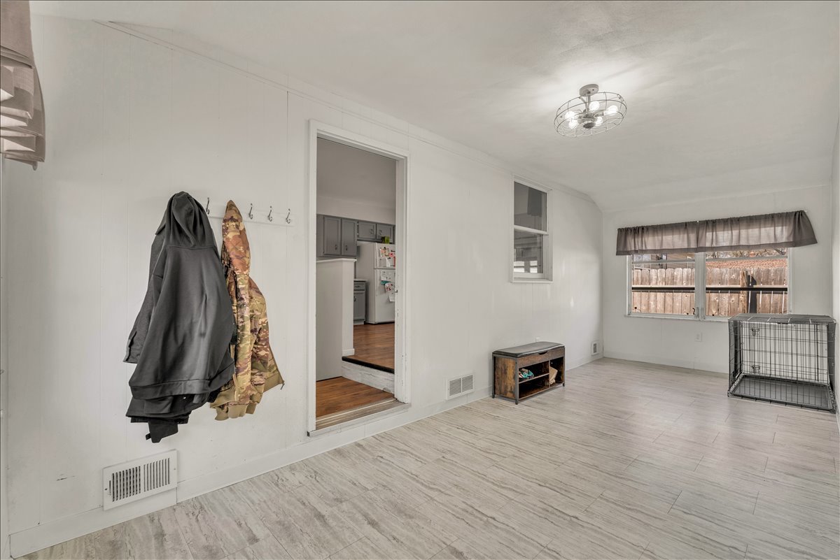 1413 30th Avenue Moline, IL 61265 - Photo 17 of 45