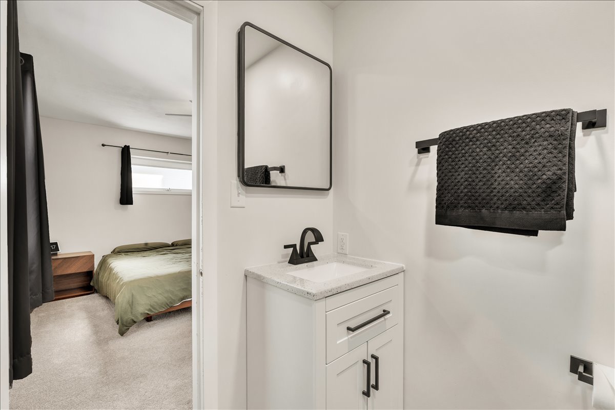 1413 30th Avenue Moline, IL 61265 - Photo 23 of 45