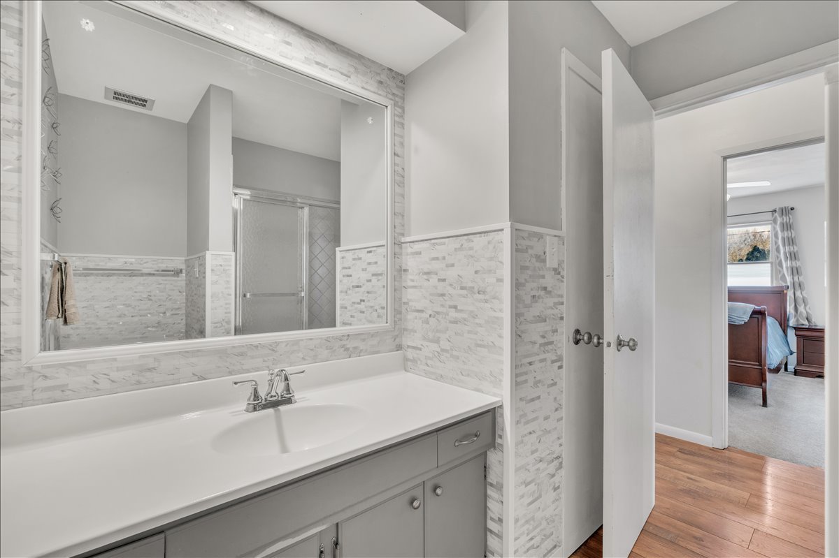 1413 30th Avenue Moline, IL 61265 - Photo 32 of 45