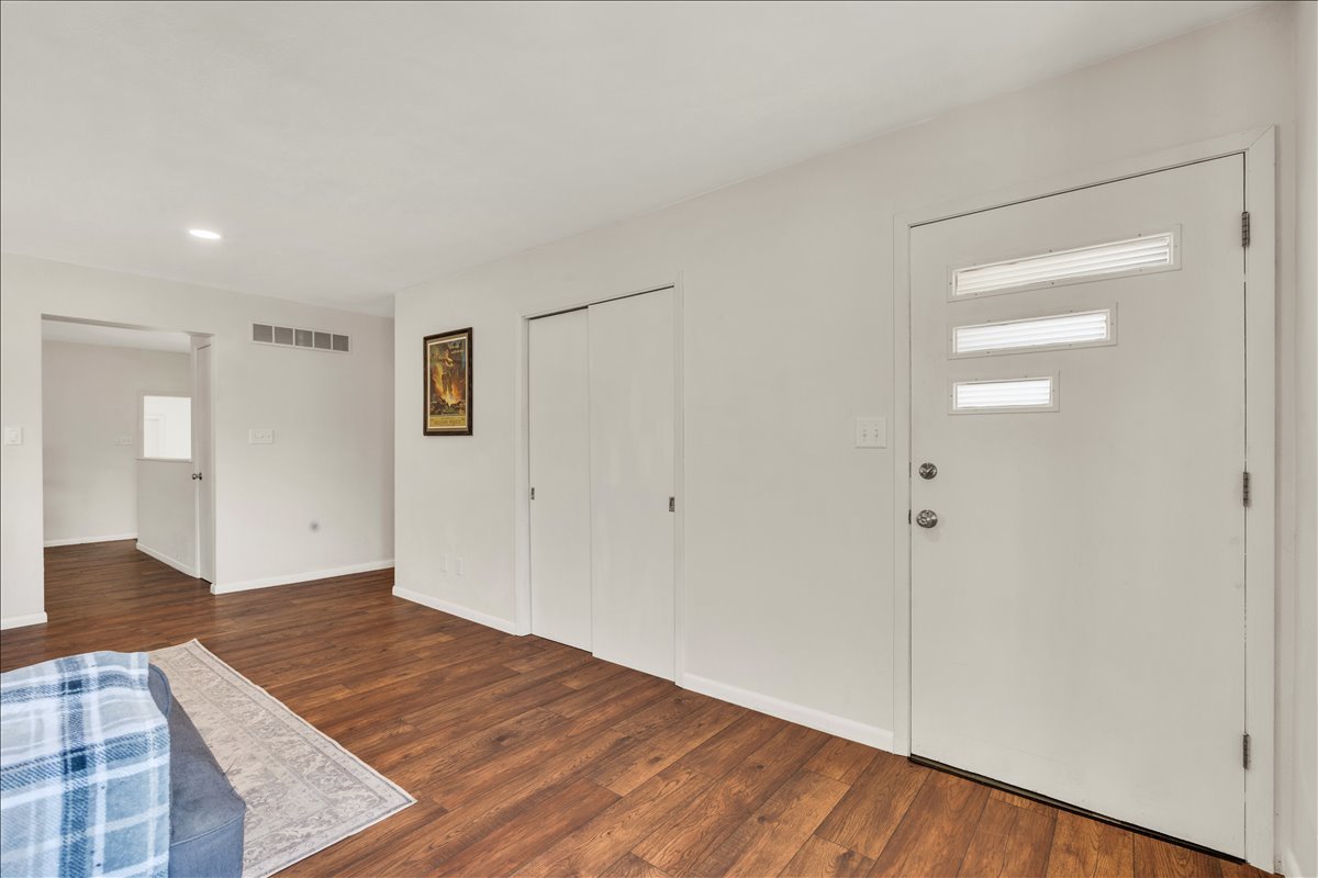 1413 30th Avenue Moline, IL 61265 - Photo 9 of 45