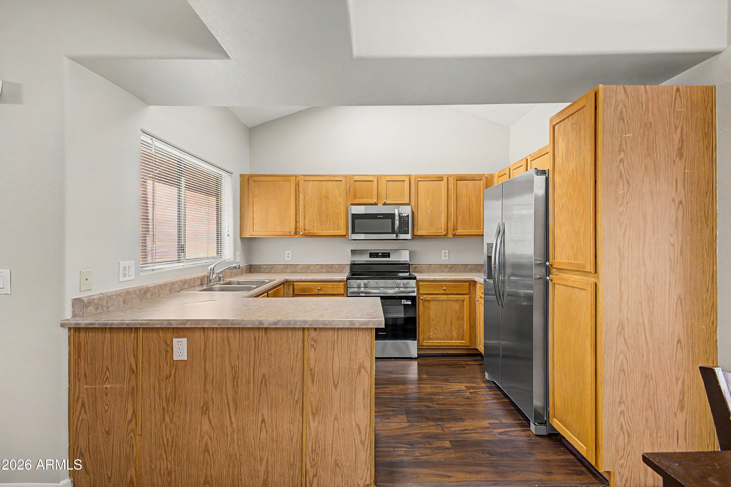 2801 North Litchfield Road, Unit 17 Goodyear, AZ 85395 - Photo 7 of 32 6a5869_10 - Litchfield