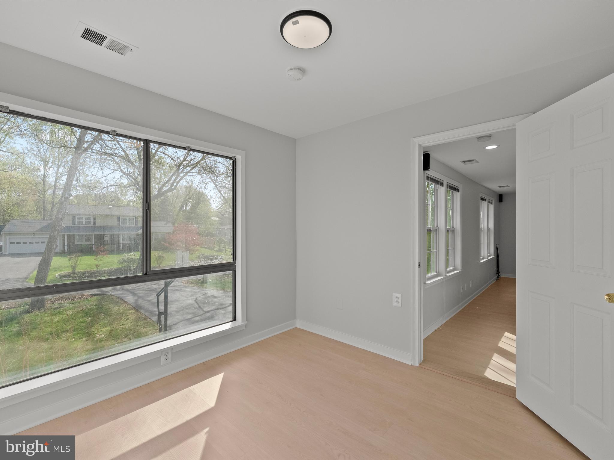 2852 Cedarest Road Fairfax, VA 22031 - Photo 18 of 40