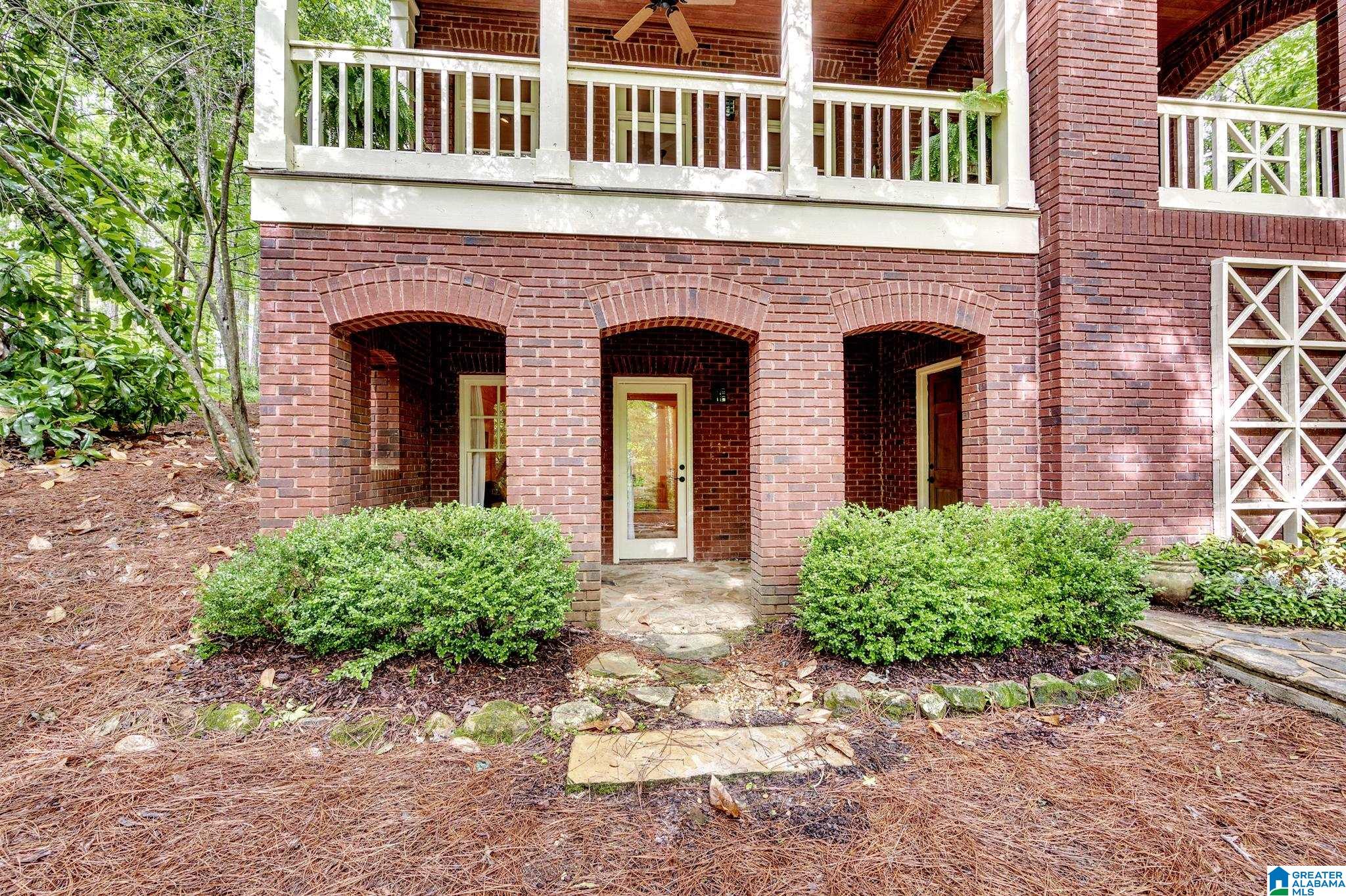 84 Oak Circle Hayden, AL 35079 - Photo 4 of 47
