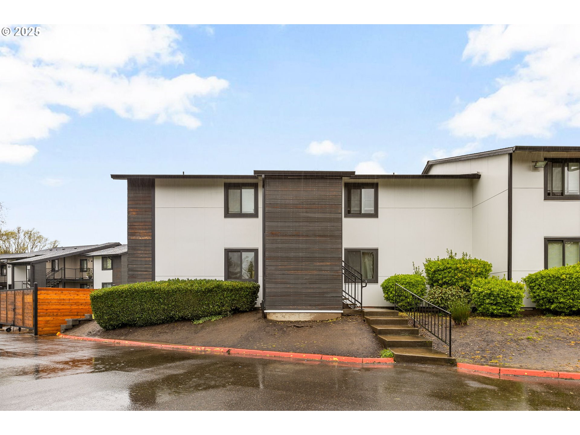 14095 Southwest Walker Road Beaverton, OR 97005 - Photo 1 of 27 Gallery Image 1