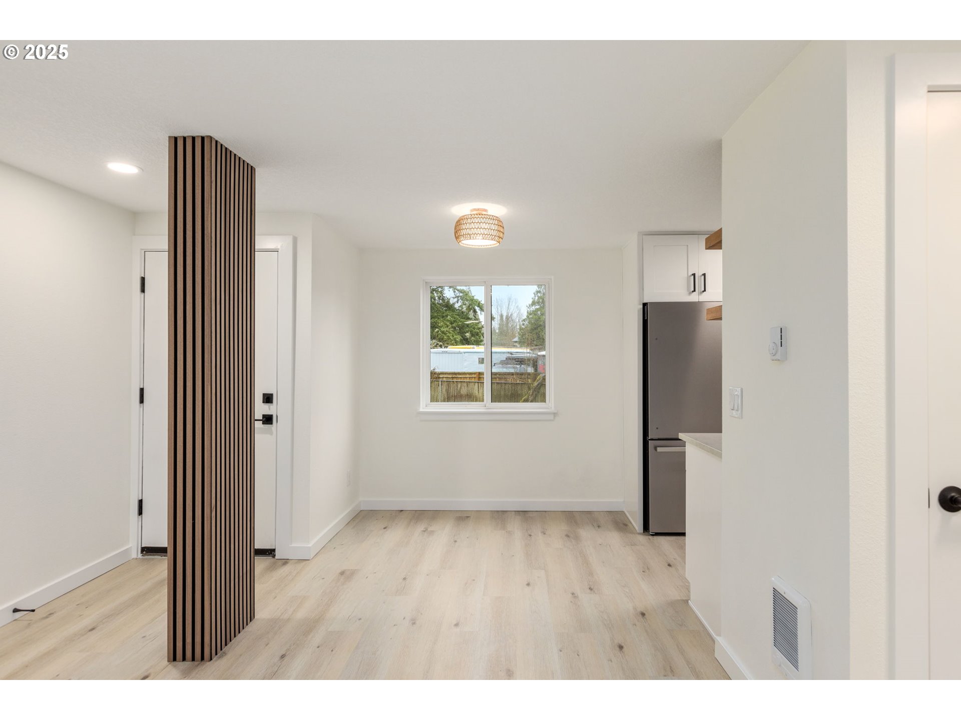 14095 Southwest Walker Road Beaverton, OR 97005 - Photo 23 of 27 Gallery Image 23