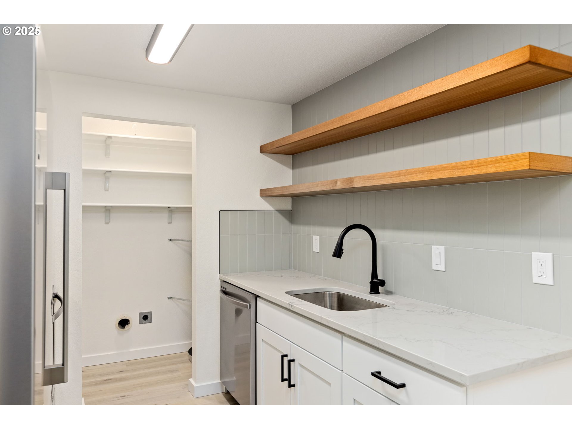 14095 Southwest Walker Road Beaverton, OR 97005 - Photo 26 of 27 Gallery Image 26