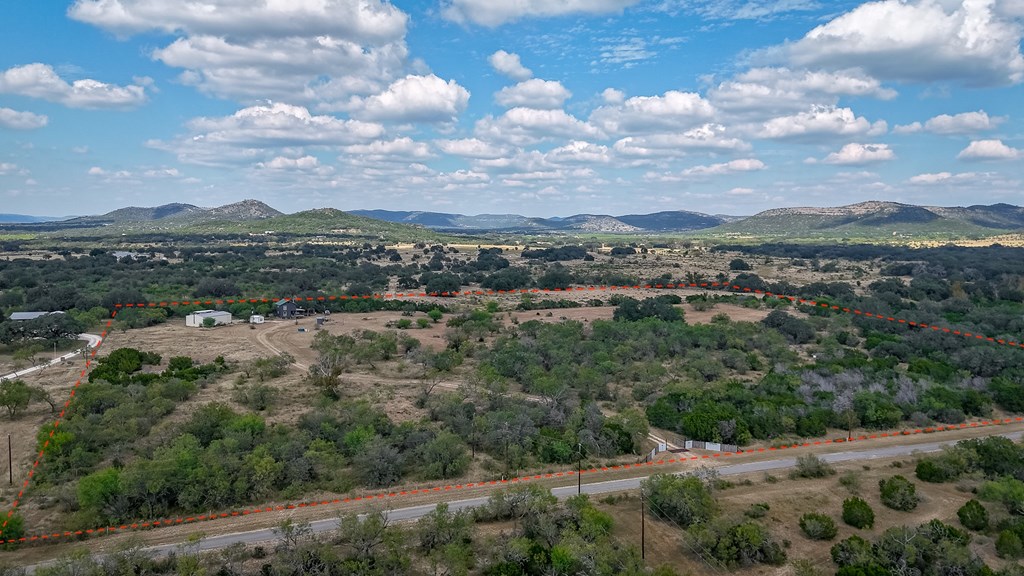 677 Kahn Drive Rio Frio, TX 78879 - Photo 27 of 32