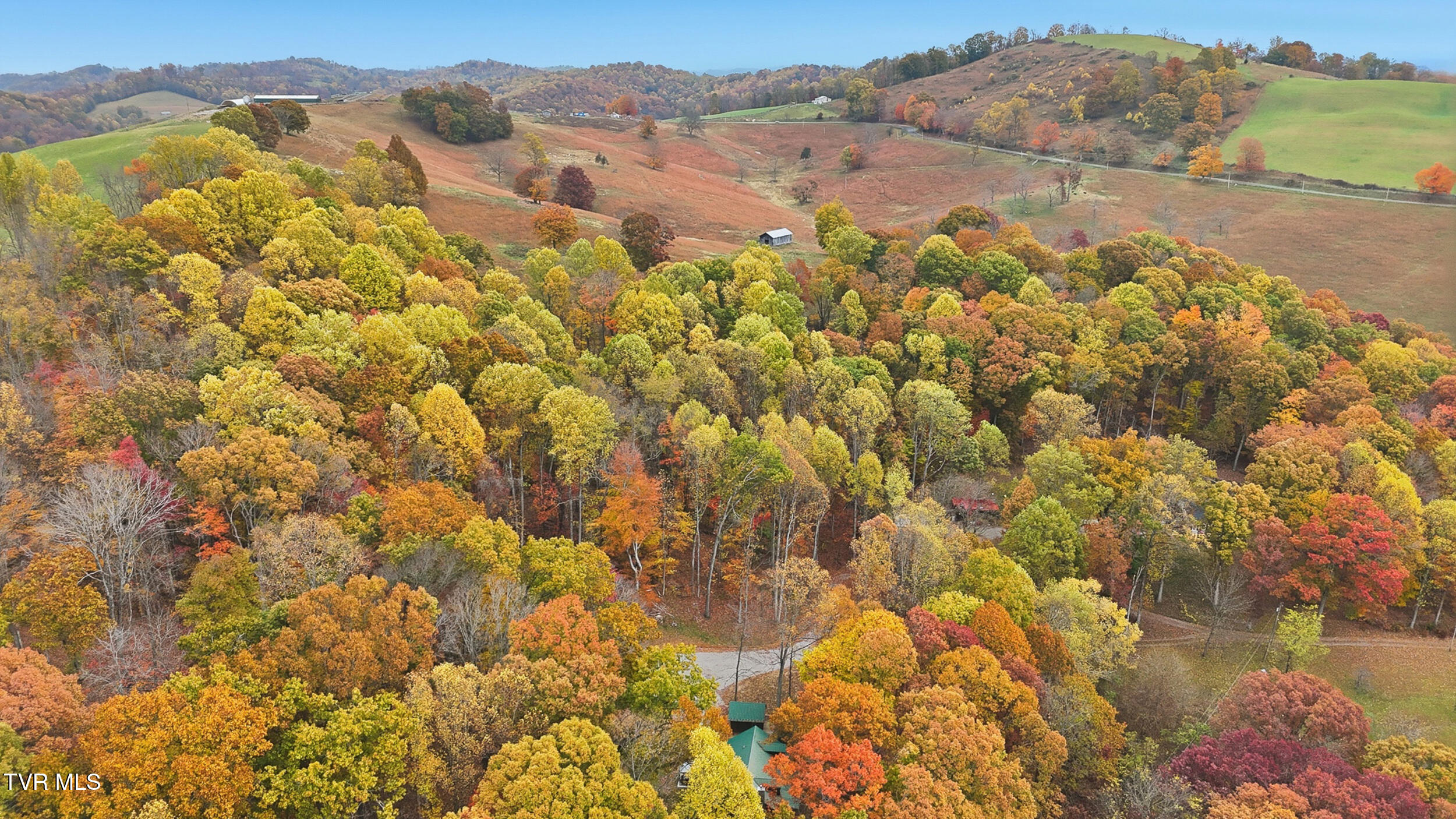 220 Old Orchard Road Castlewood, VA 24224 - Photo 15 of 41 41_dji_20251103120727_0573_d