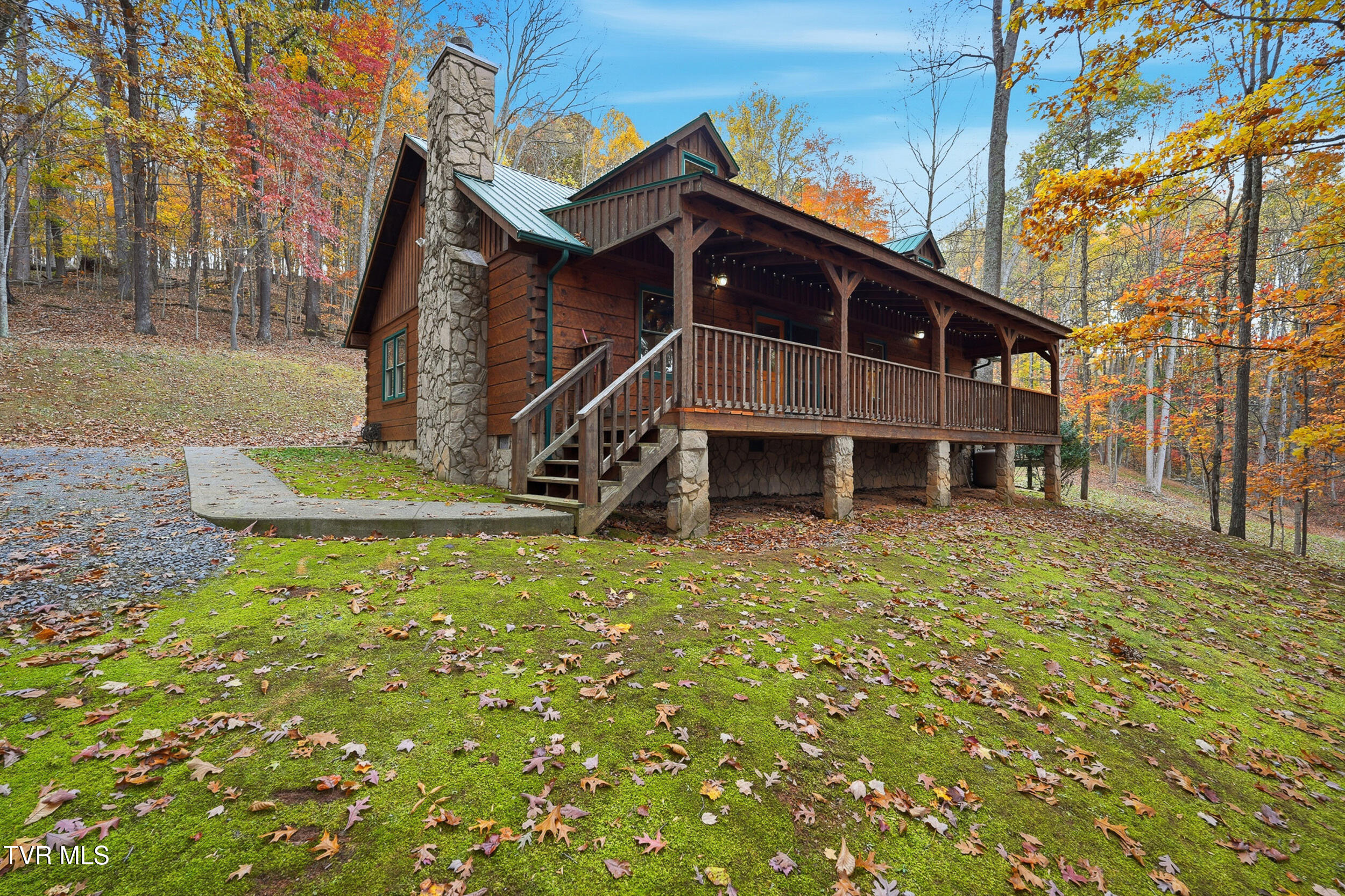 220 Old Orchard Road Castlewood, VA 24224 - Photo 2 of 41 4_dsc02499