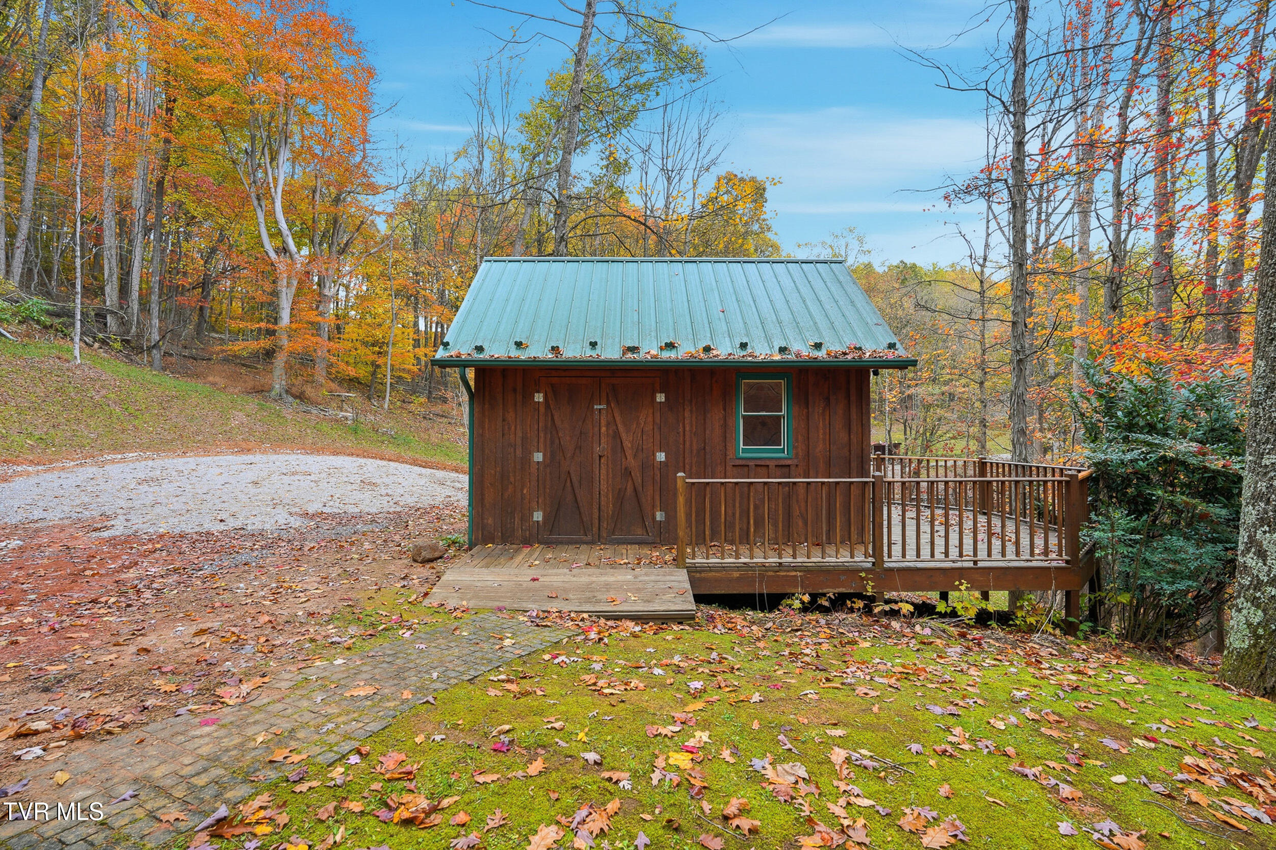 220 Old Orchard Road Castlewood, VA 24224 - Photo 35 of 41 33_dsc02487