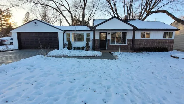 $349,900 | 19371 Shadyside Street, Livonia, MI 48152