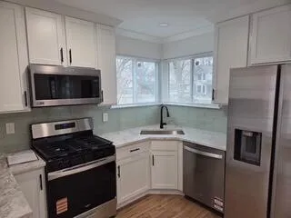 $349,900 | 19371 Shadyside Street, Livonia, MI 48152