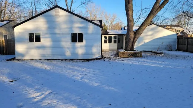 $349,900 | 19371 Shadyside Street, Livonia, MI 48152