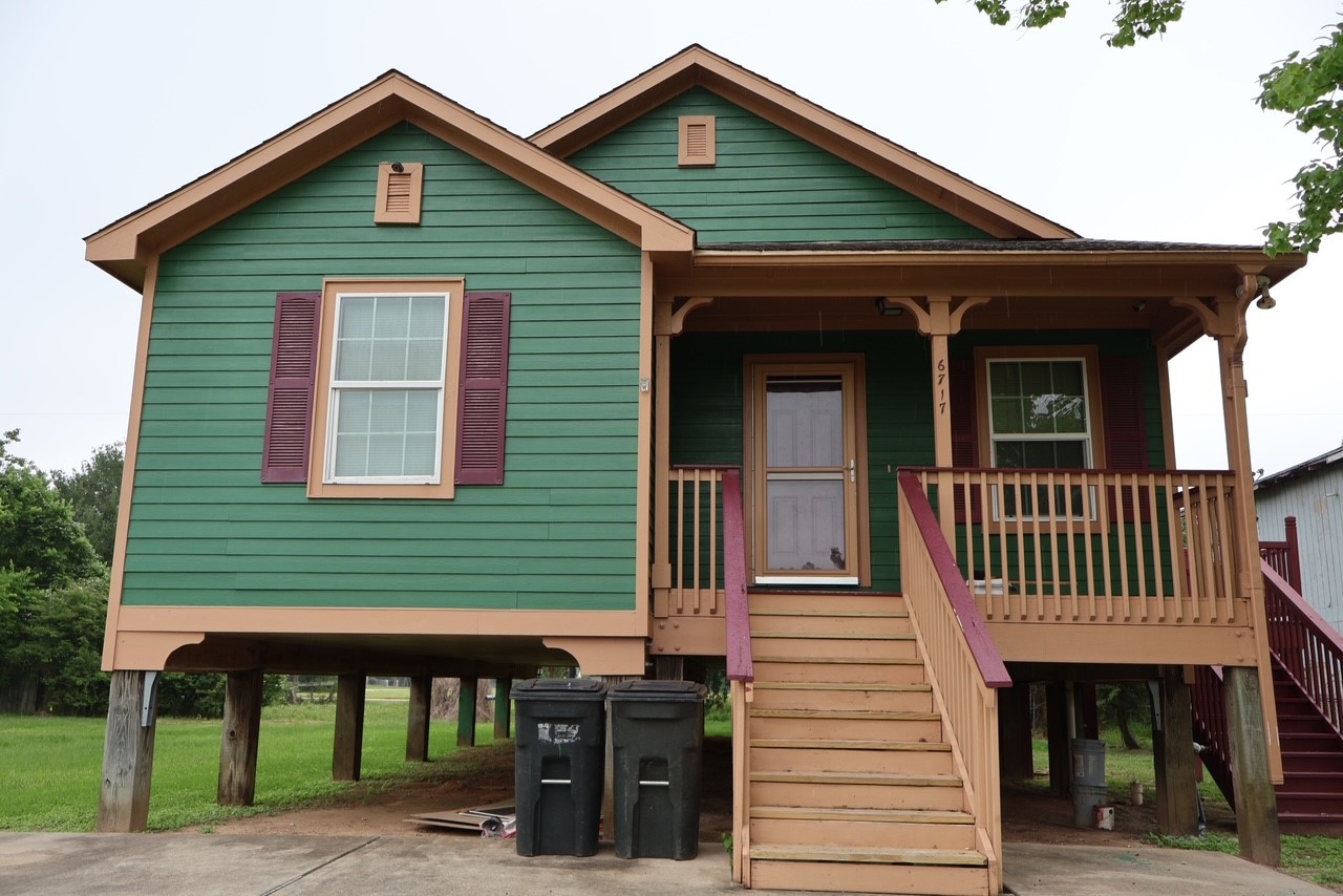 6717 Hawthorne Road Hitchcock, TX 77563 - Photo 1 of 21