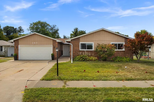 $2,250 | 107 Chestnut Drive, Morton, IL 61550
