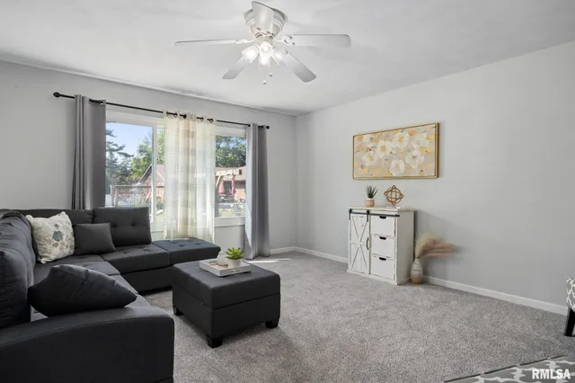 $2,250 | 107 Chestnut Drive, Morton, IL 61550