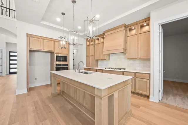 $949,787 | 268 Wood Thrush Run, Kyle, TX 78640