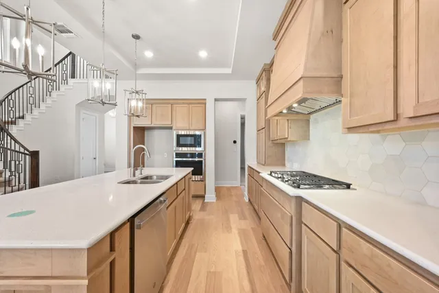 $949,787 | 268 Wood Thrush Run, Kyle, TX 78640