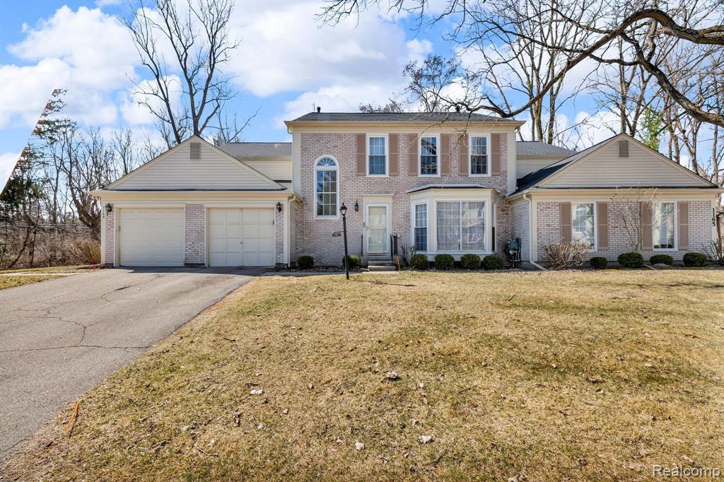 1167 Pine Ridge Court Rochester Hills, MI 48306 - Photo 1 of 33