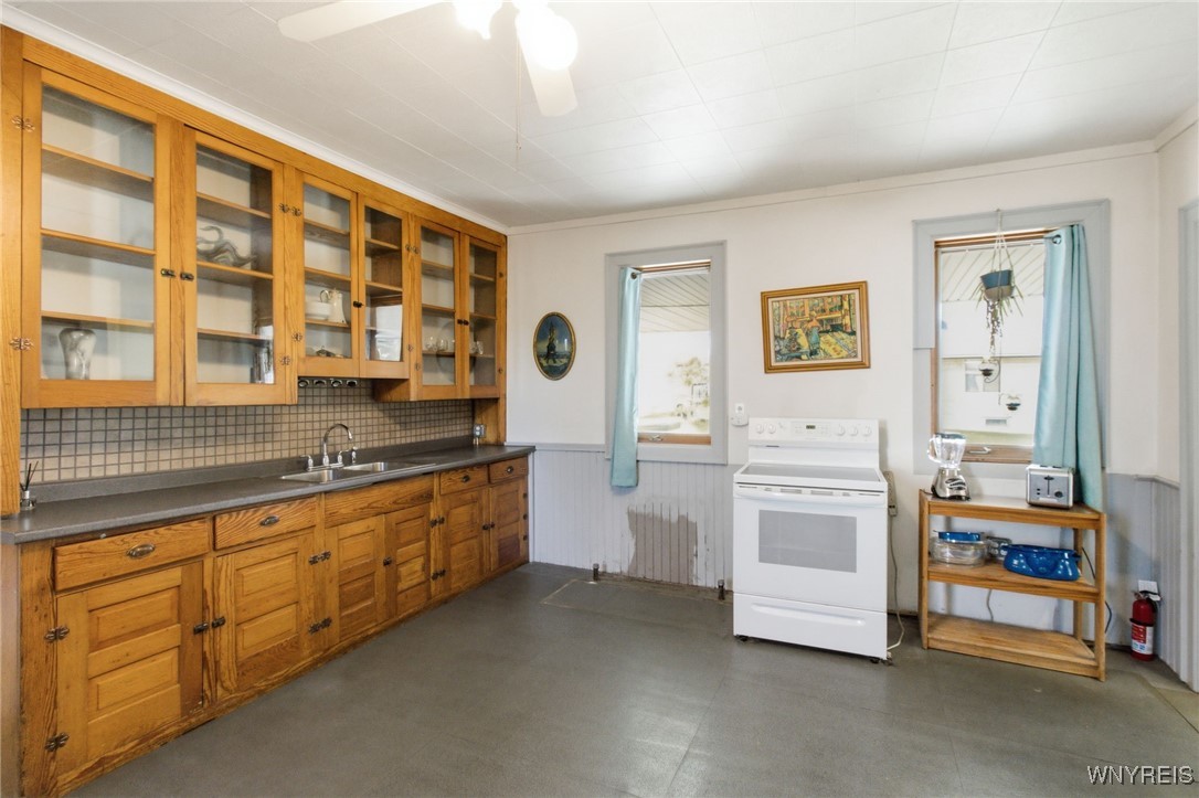 872 French Road Cheektowaga, NY 14227 - Photo 11 of 47