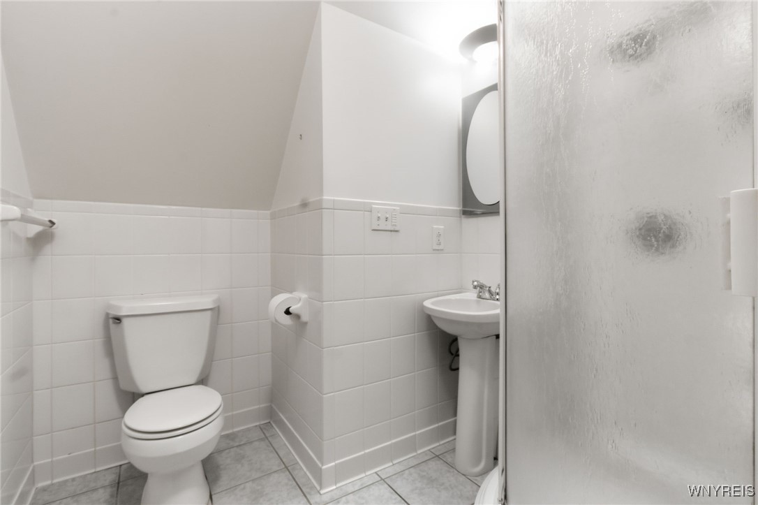 872 French Road Cheektowaga, NY 14227 - Photo 30 of 47