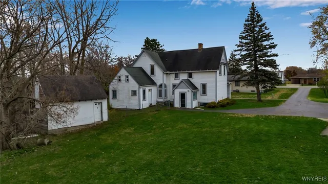 $269,900 | 872 French Road, Cheektowaga, NY 14227