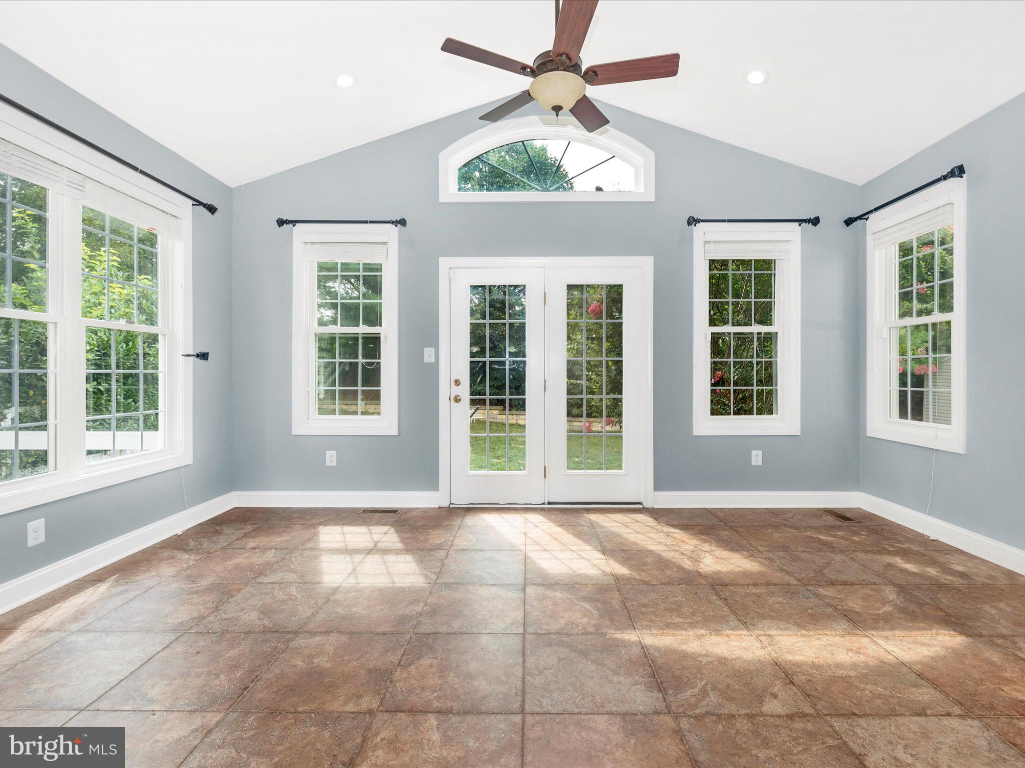 303 Saddleback Trail Mount Airy, MD 21771 - Photo 22 of 65 Morning Room