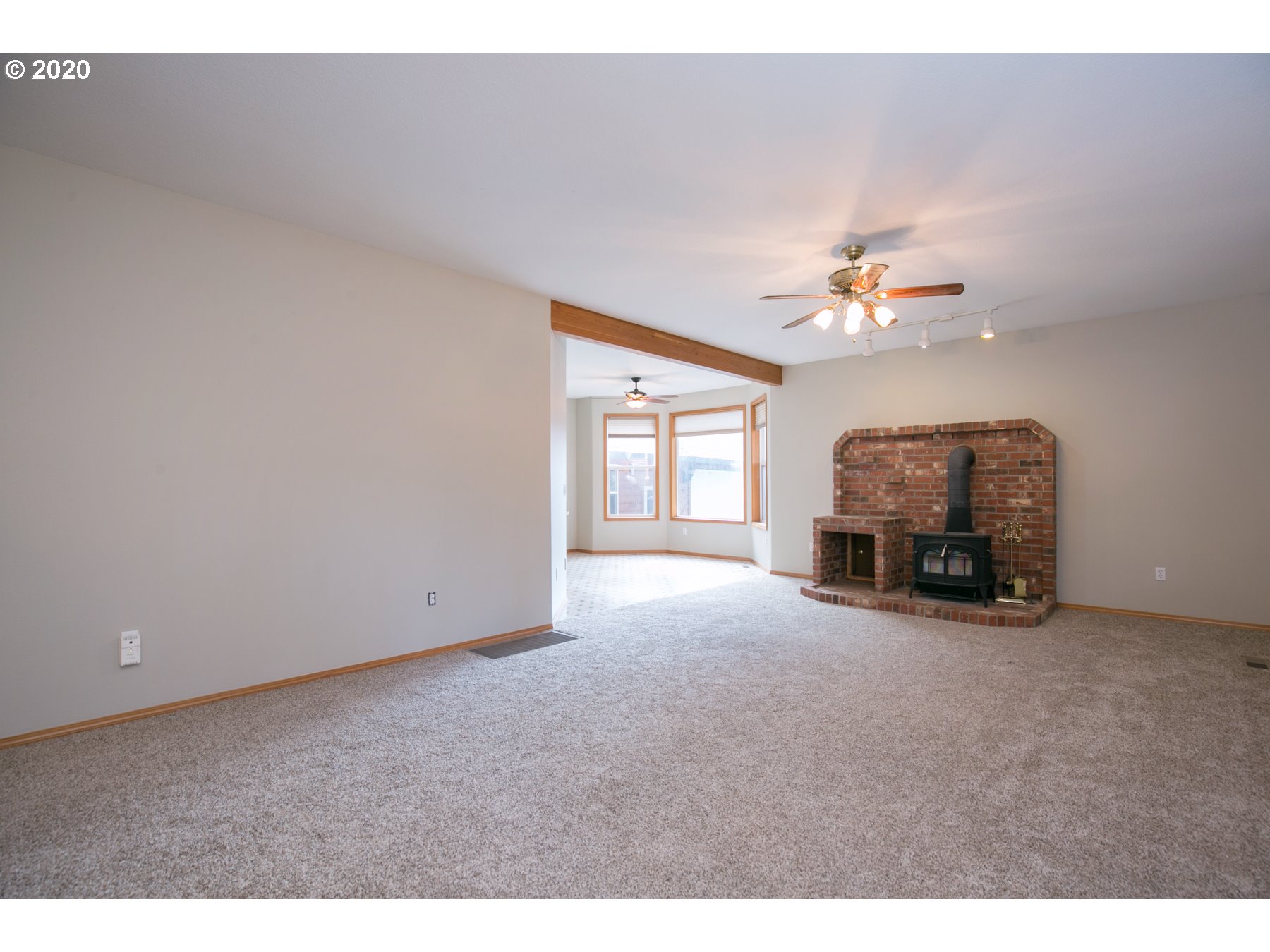 38101 Northeast Elliott Road Yacolt, WA 98675 - Photo 5 of 32 Gallery Image 5