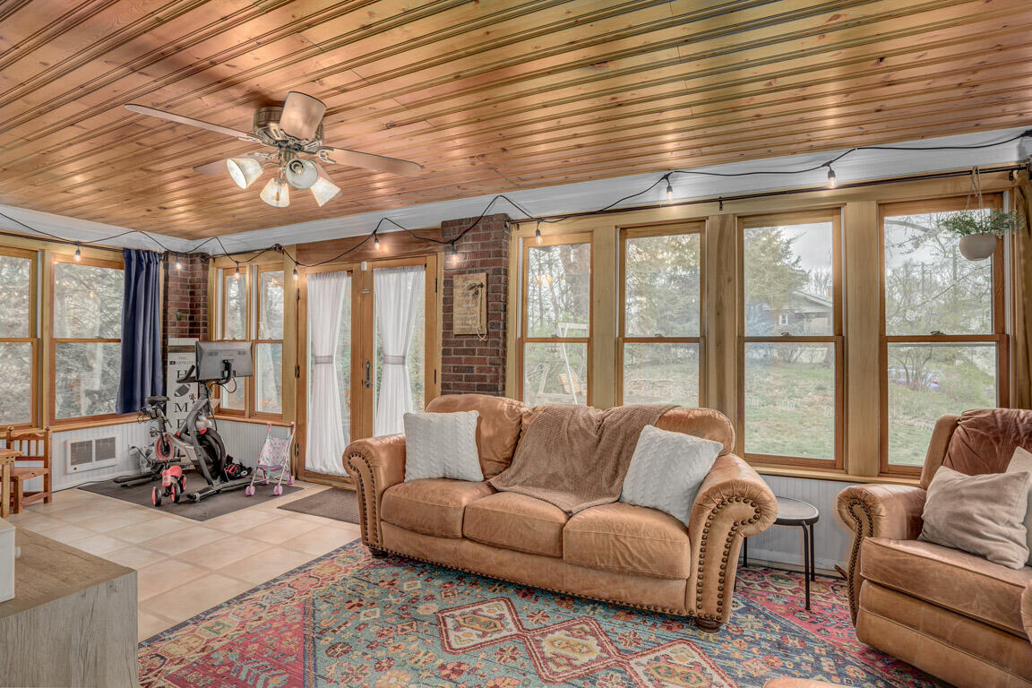 1713 Ridgewood Road Fort Wright, KY 41011 - Photo 12 of 25 Gallery Image 12