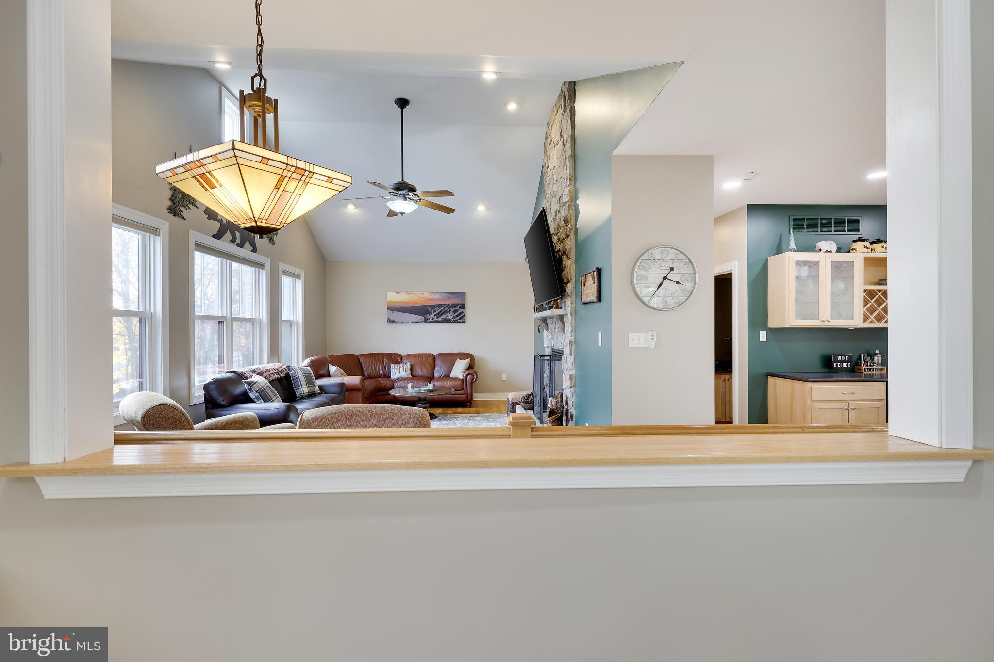 237 Longview Drive Lake Harmony, PA 18624 - Photo 9 of 56