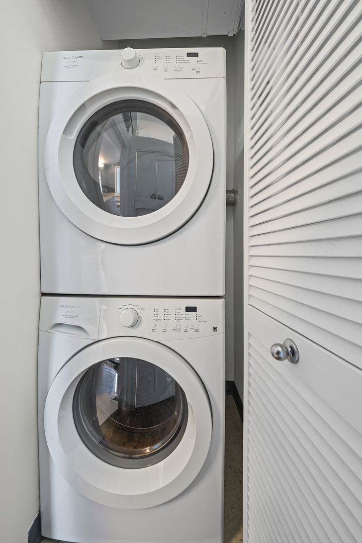 420 South Clinton Street, Unit 209 Chicago, IL 60607 - Photo 13 of 17