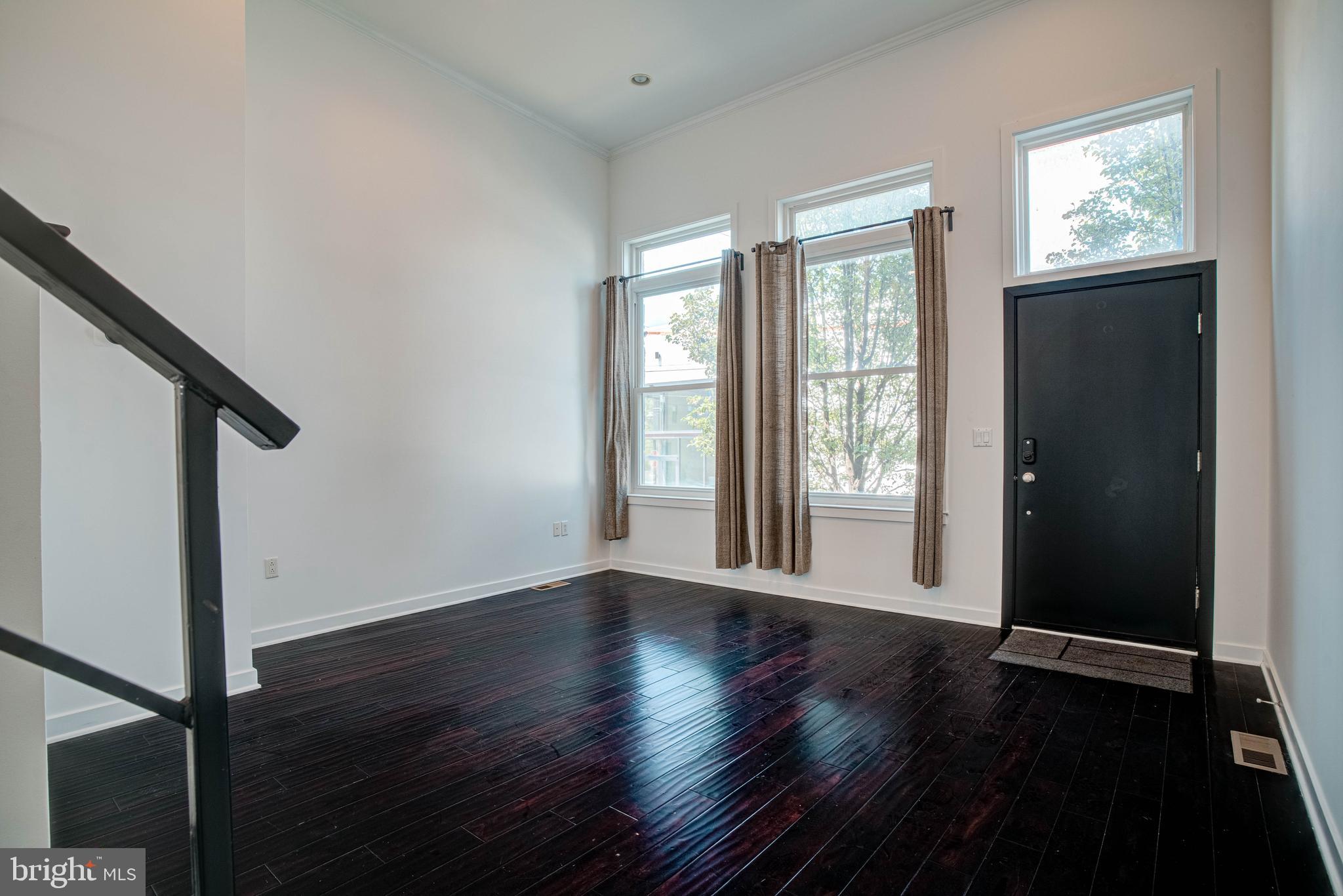 146 Master Street Philadelphia, PA 19122 - Photo 7 of 41