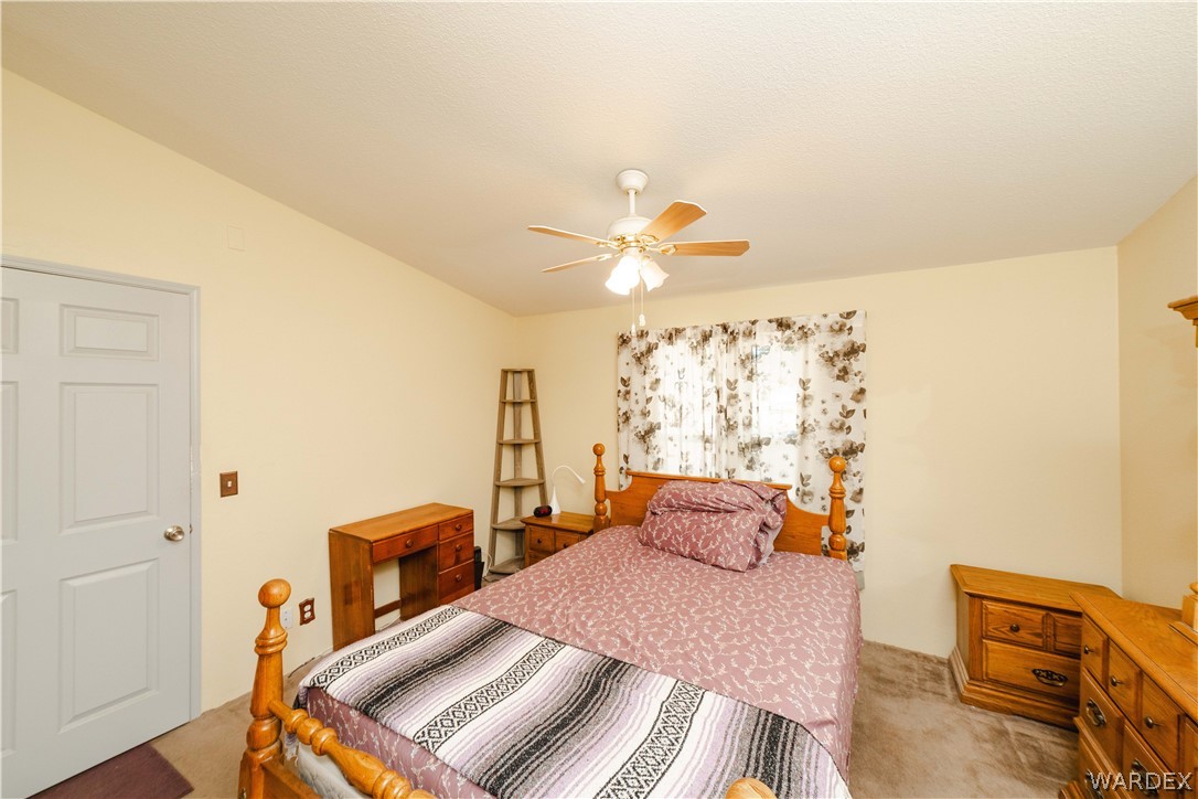 3176 West Malibu Road Golden Valley, AZ 86413 - Photo 15 of 62 Master Bedroom