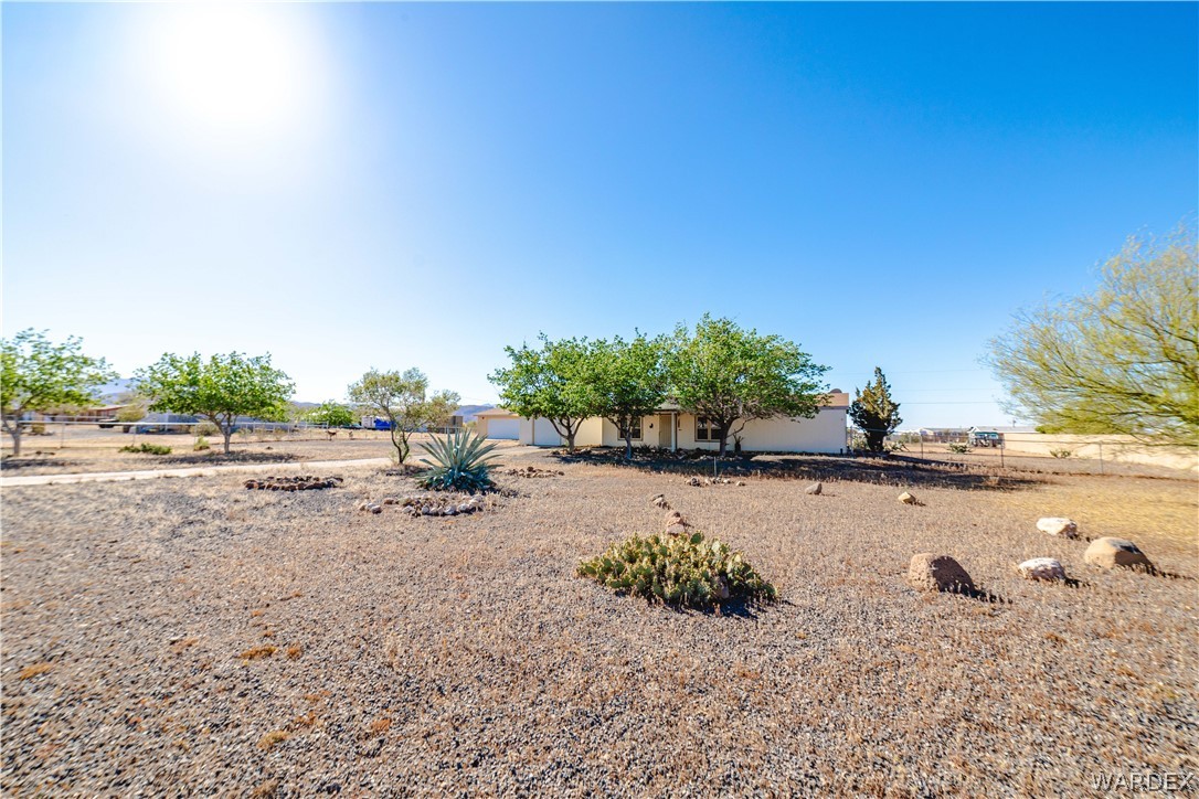 3176 West Malibu Road Golden Valley, AZ 86413 - Photo 59 of 62 Yard