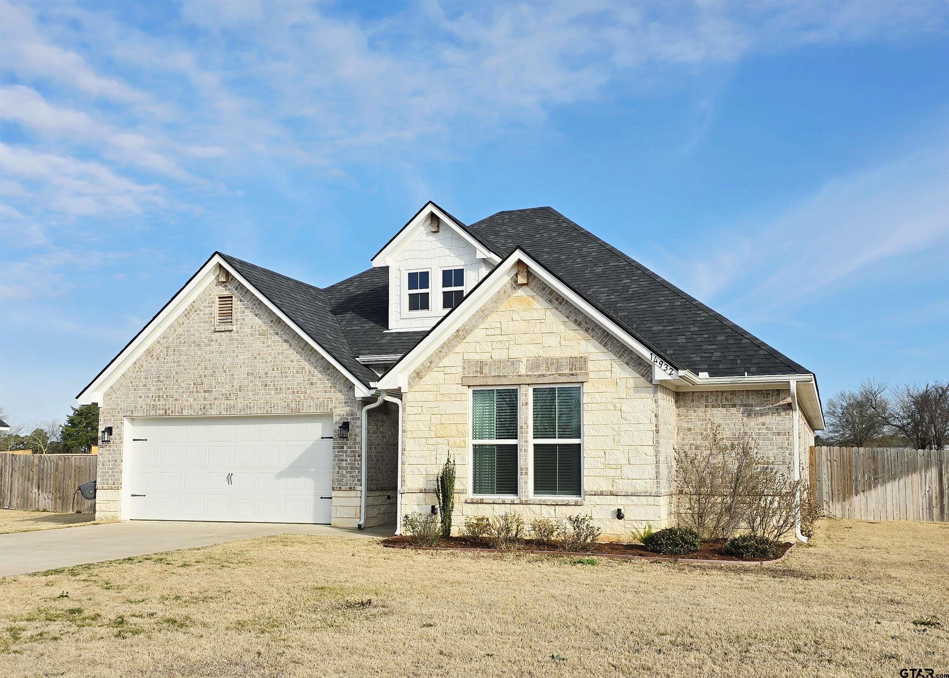 14932 Turtle Crk Rnch Road Flint, TX 75762 - Photo 12 of 33 a front view of a house with a yard