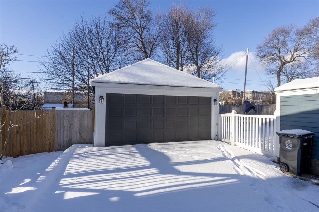 64 Stetson Avenue Swampscott, MA 01907 - Photo 33 of 41